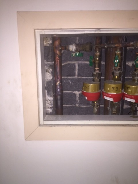 We replaced a 3-4 meter section of 40mm copper hot water flow pipe on a large block of units at Abbotsford. We joined onto the new 40mm copper that we had replace several months ago to the two levels above. We joined onto the new 40mm copper that we had replace several months ago to the two levels above.